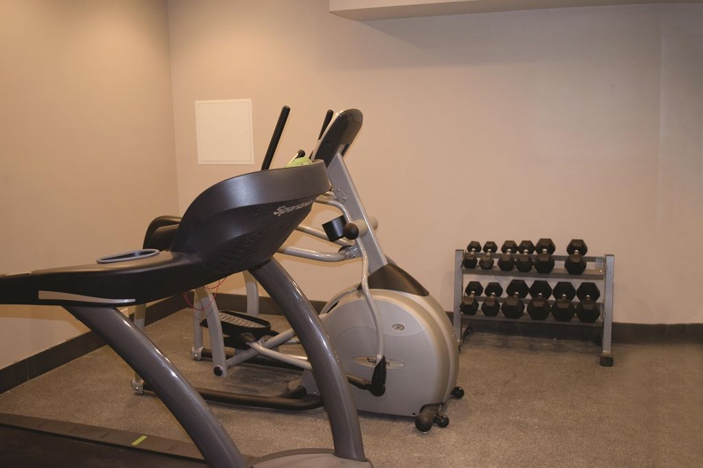 فندق La Quinta By Wyndham Brooklyn East نيو يورك المرافق الصورة