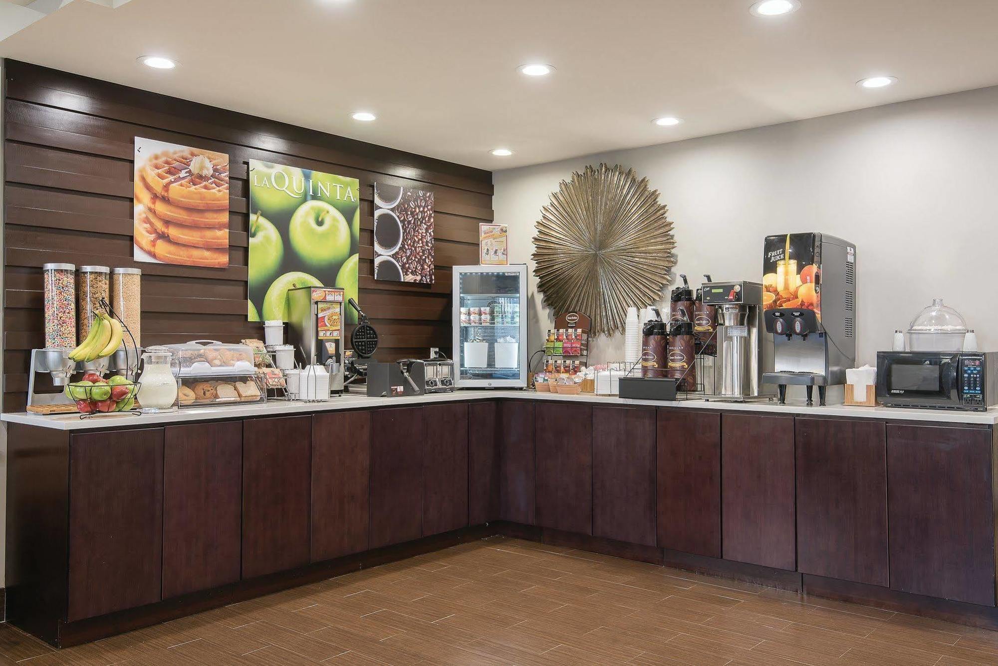 فندق La Quinta By Wyndham Brooklyn East نيو يورك المظهر الخارجي الصورة