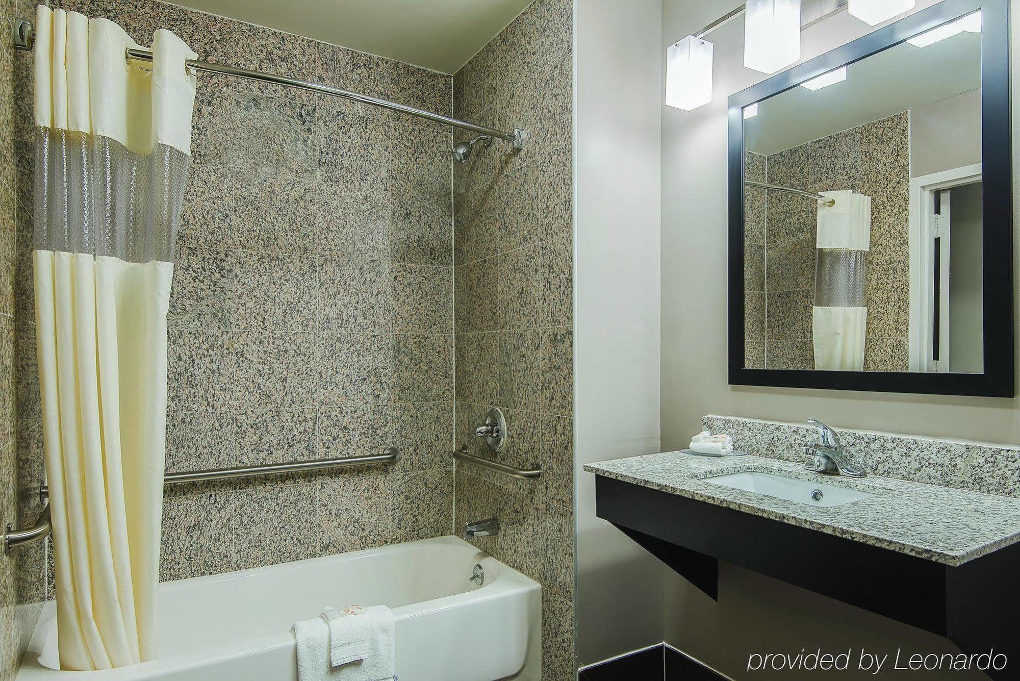 فندق La Quinta By Wyndham Brooklyn East نيو يورك المظهر الخارجي الصورة
